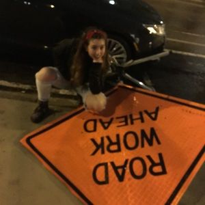 Meet your Posher, Claire